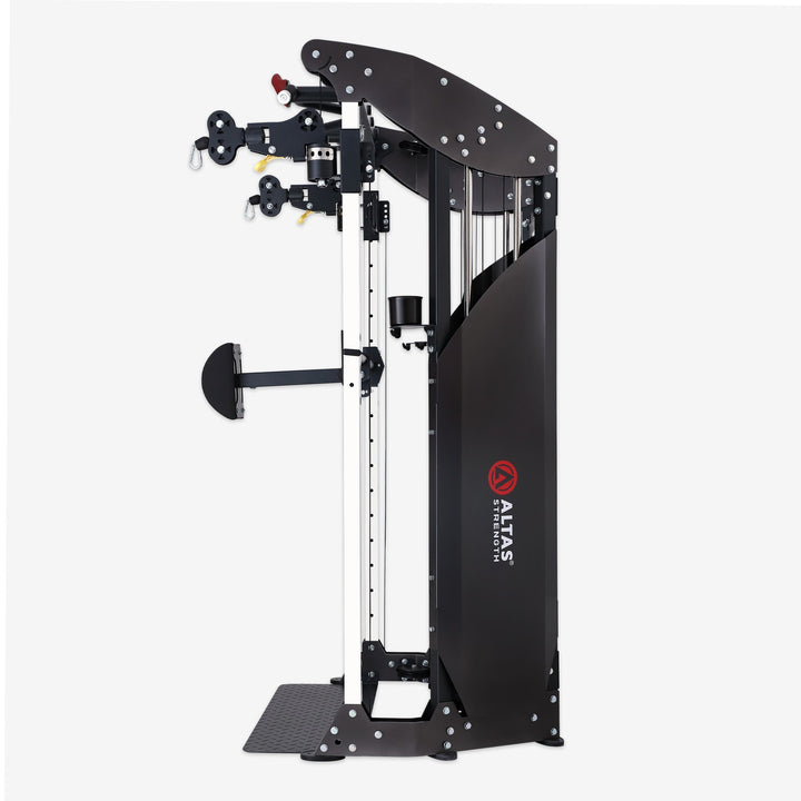 Black gym machine with 'Altas' branding on a white background